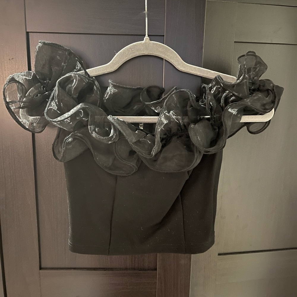 LULUS off the shoulder ruffle crop top